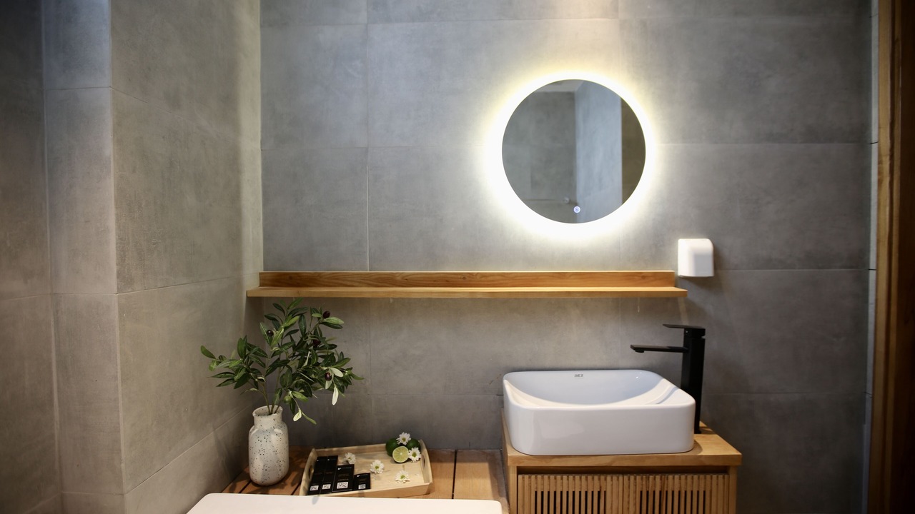 Photo of Bathroom in Phuong 6