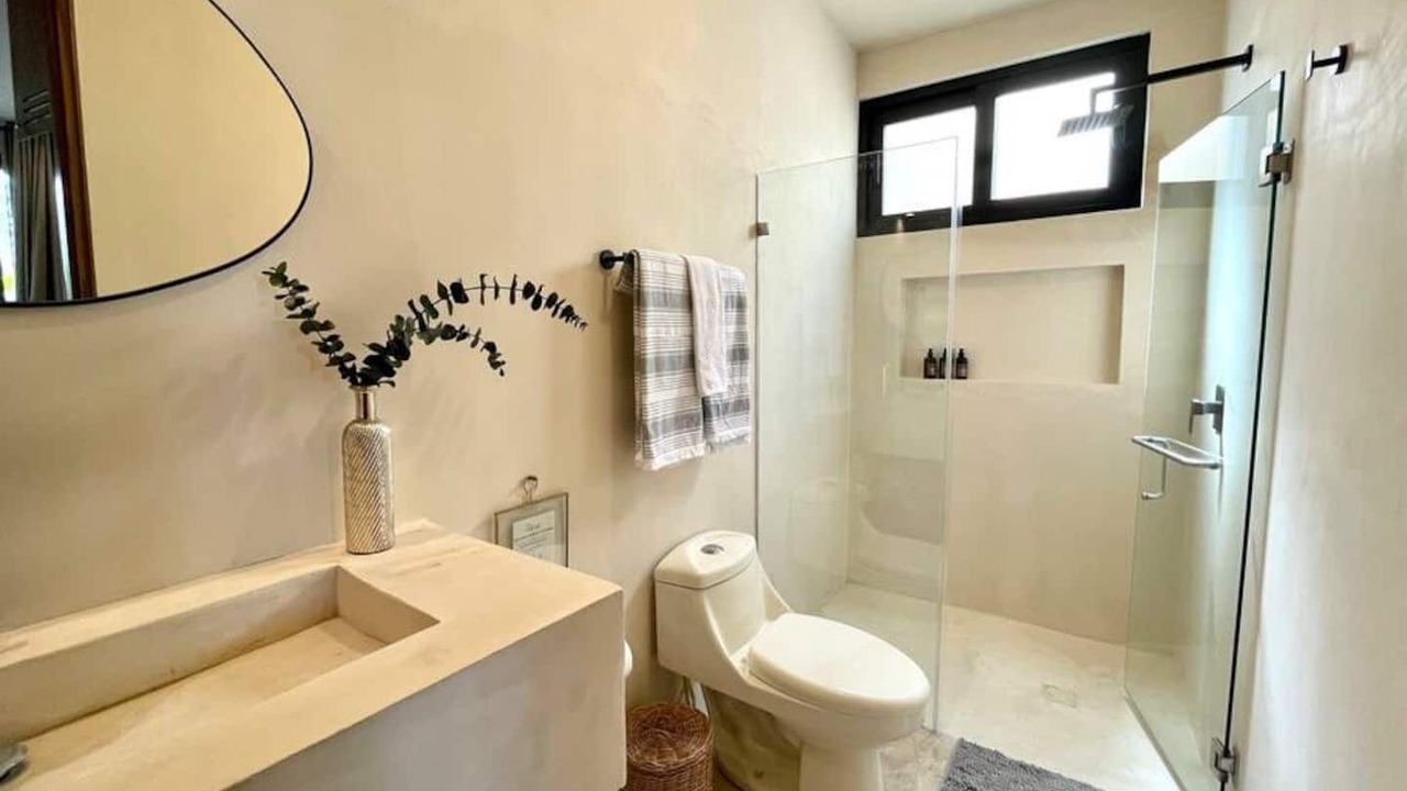 Photo of Bathroom in Zama