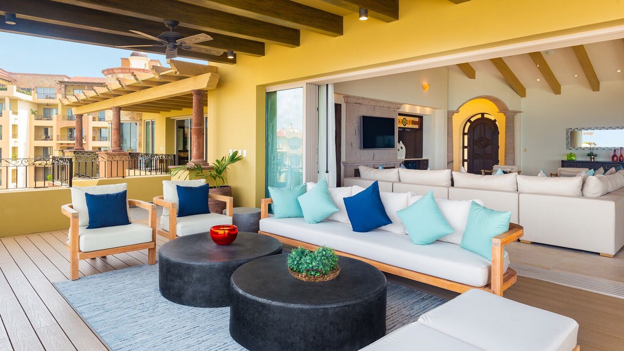 Photo of Patio Balcony in Flamingos