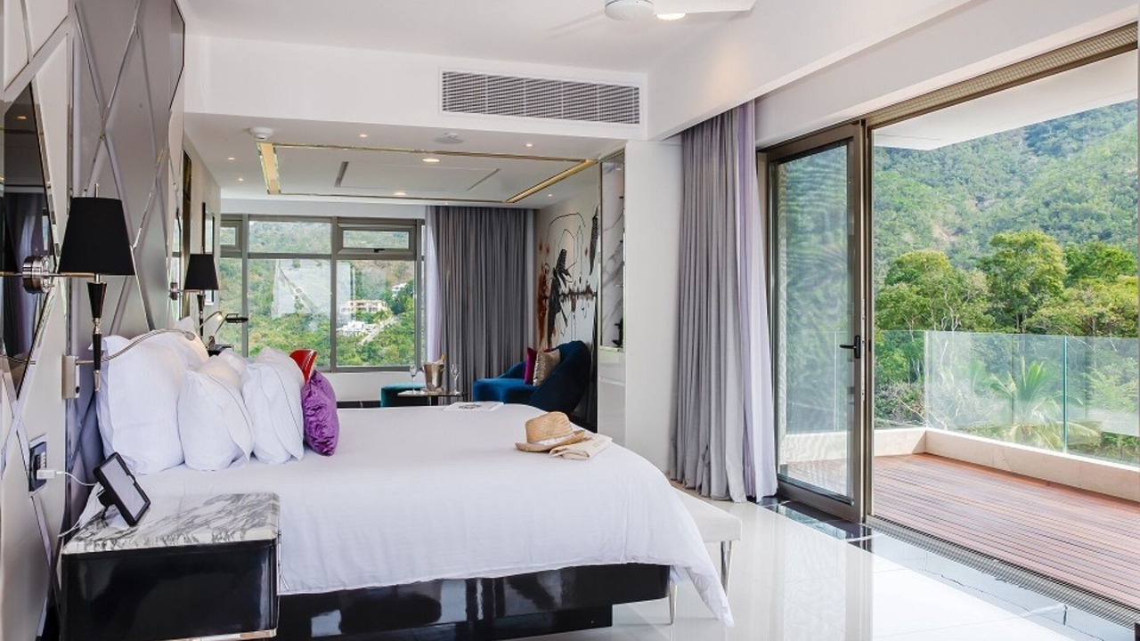 Photo of Bedroom in South Shore Hotel Area