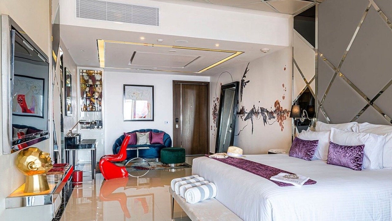 Photo of Bedroom in South Shore Hotel Area