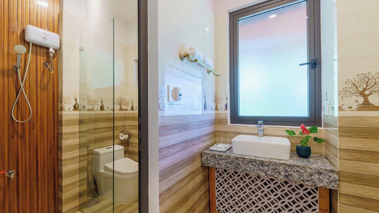 Photo of Bathroom in Cam Pho
