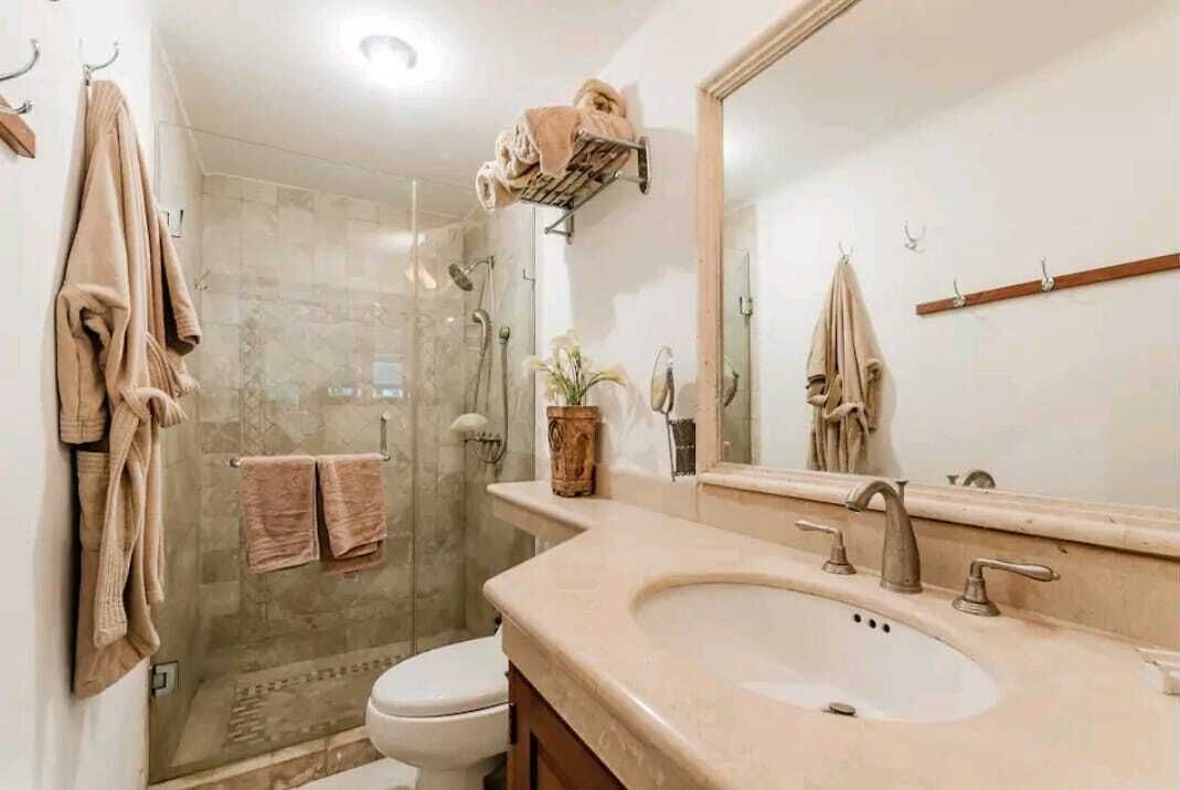 Photo of Bathroom in Zona Hotelera
