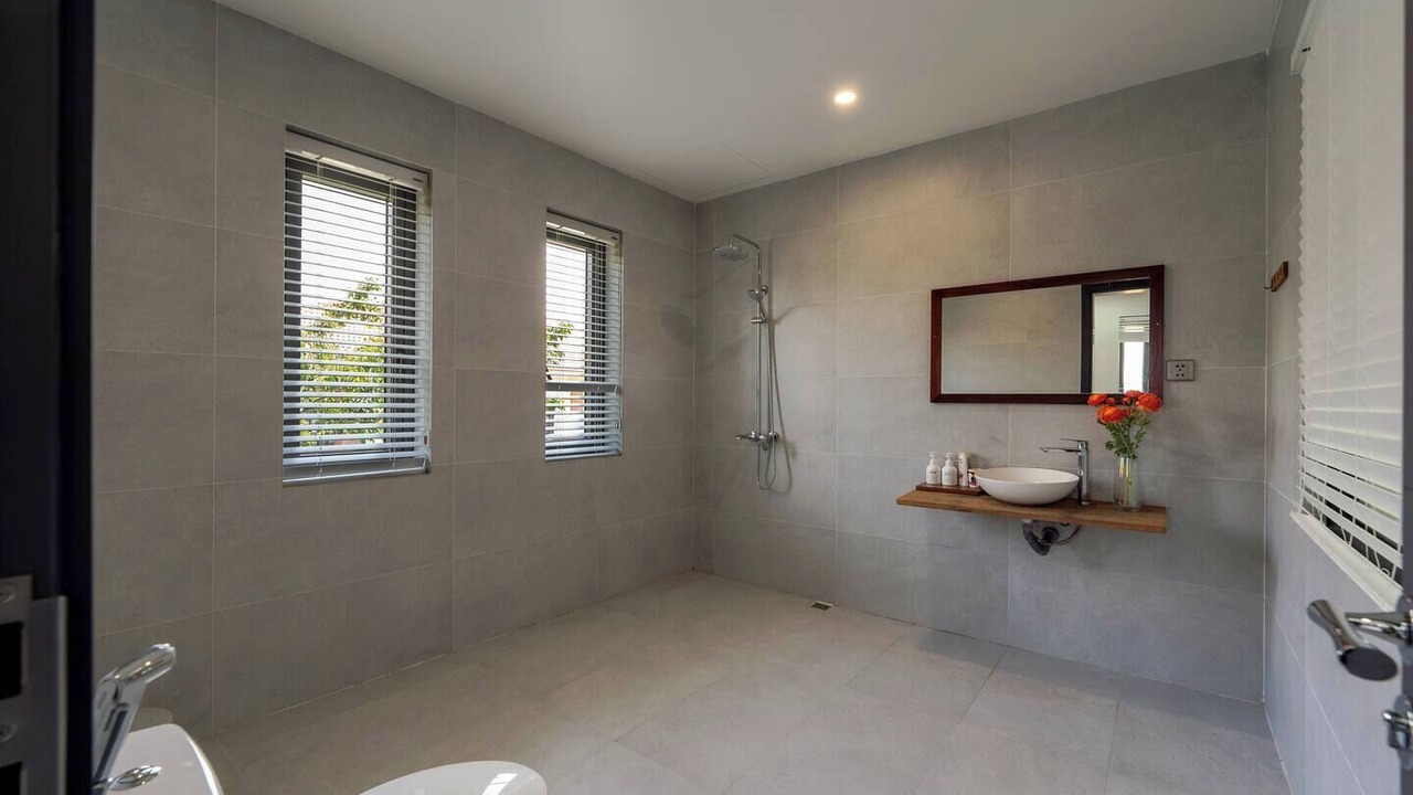 Photo of Bathroom in Hue