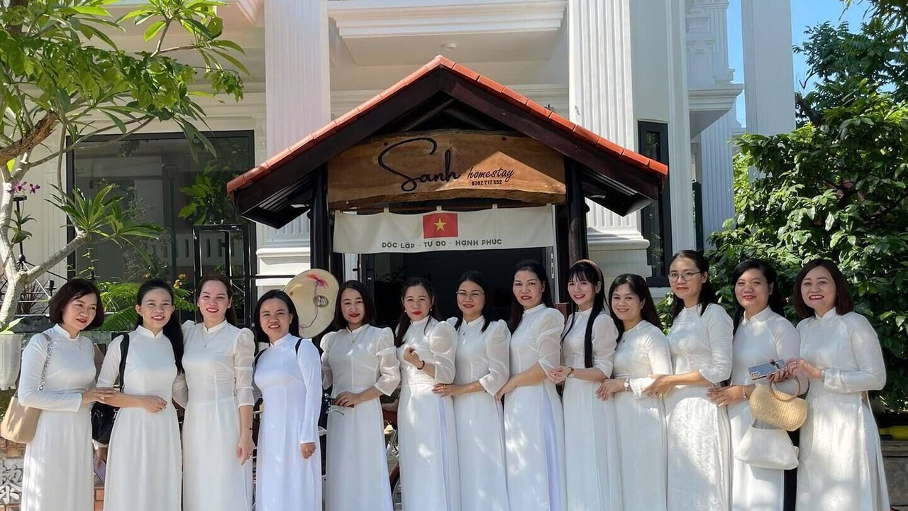 Photo of Others in Hue