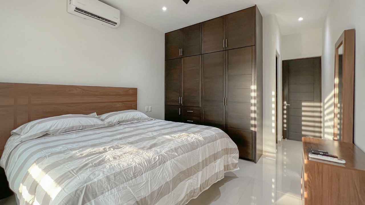 Photo of Bedroom in L
