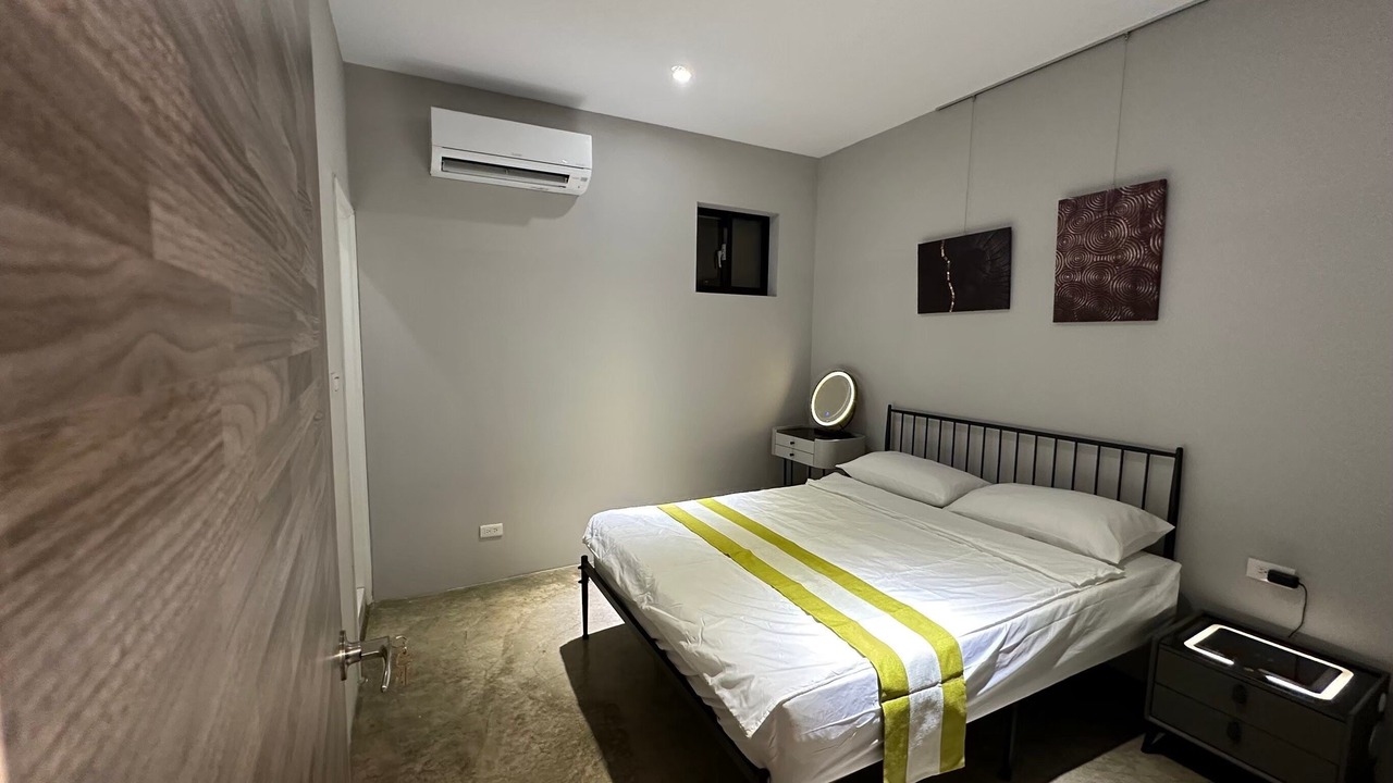 Photo of Bedroom in West Central District