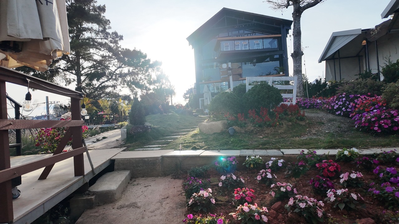 Photo of Outdoor in Duc Trong