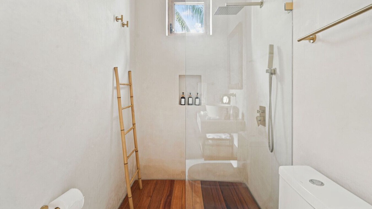 Photo of Bathroom in Litibu