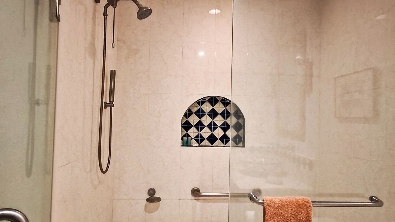 Photo of Bathroom in South Hotel Zone