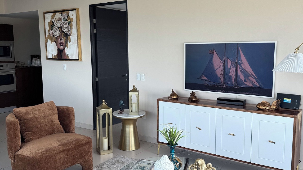 Photo of Livingroom in North Hotel Zone