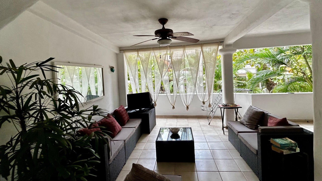 Photo of Livingroom in North End