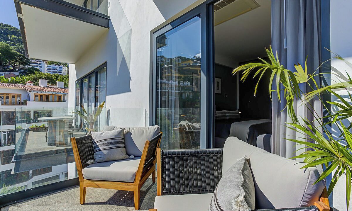 Photo of Patio Balcony in Romantic Zone