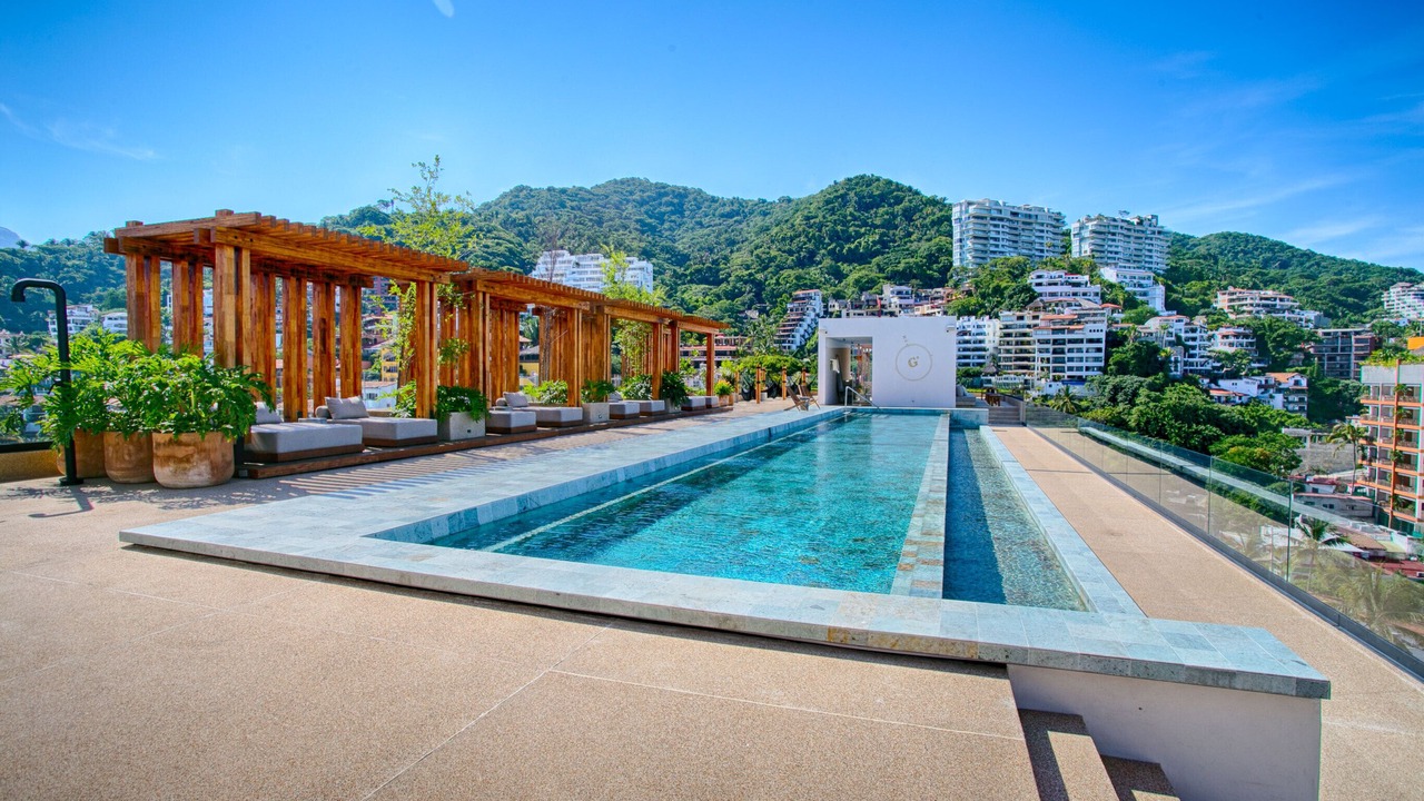 Photo of Outdoor in Romantic Zone