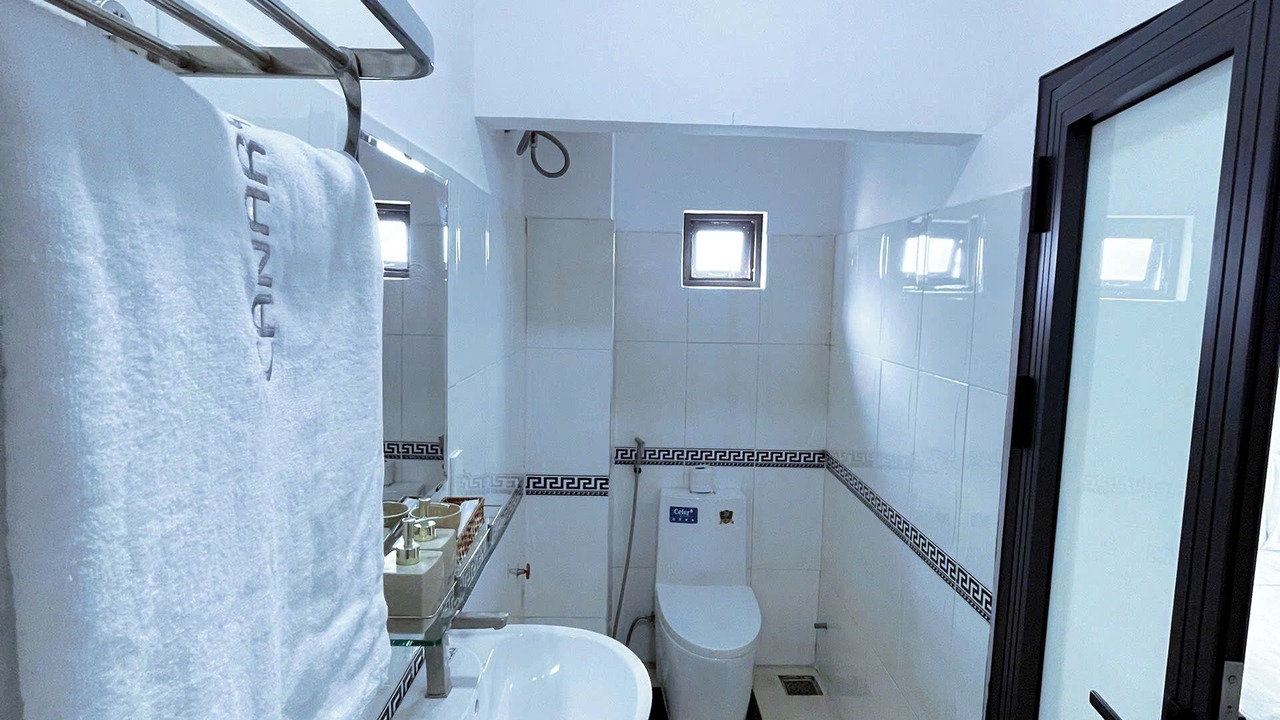 Photo of Bathroom in Hue