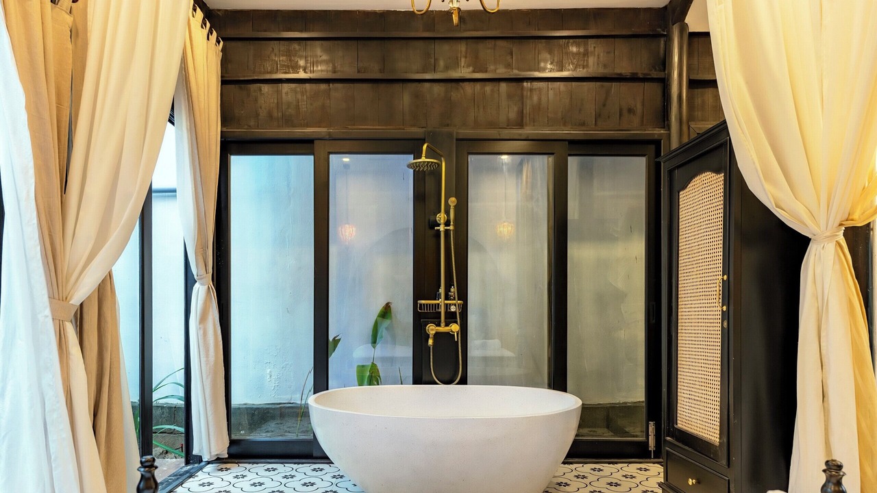 Photo of Bathroom in Hoi An City Centre