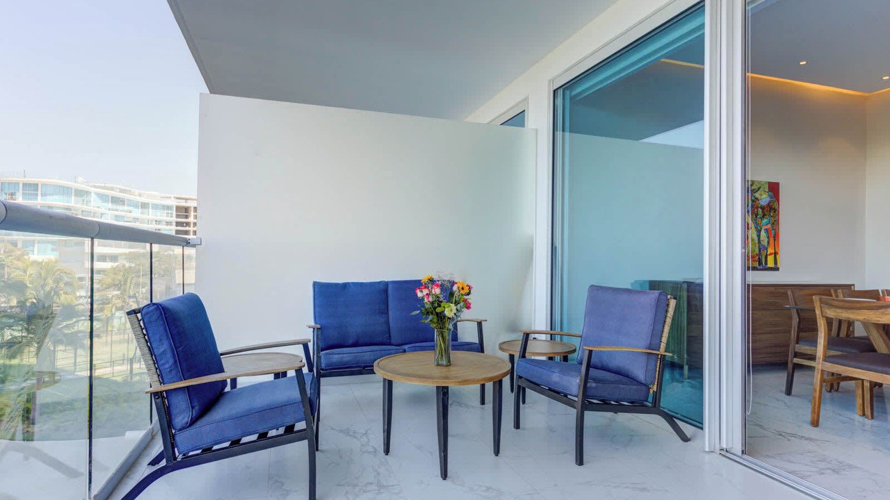 Photo of Patio Balcony in Flamingos