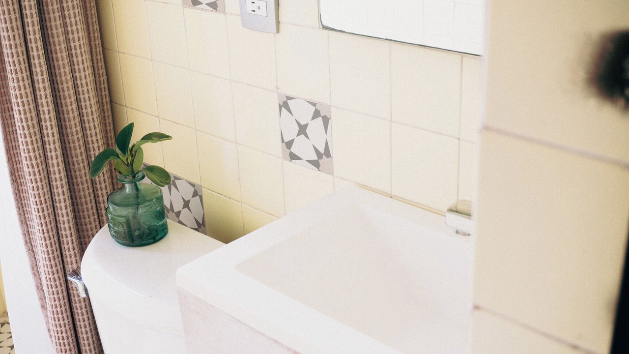 Photo of Bathroom in Luis Jimenez Figueroa