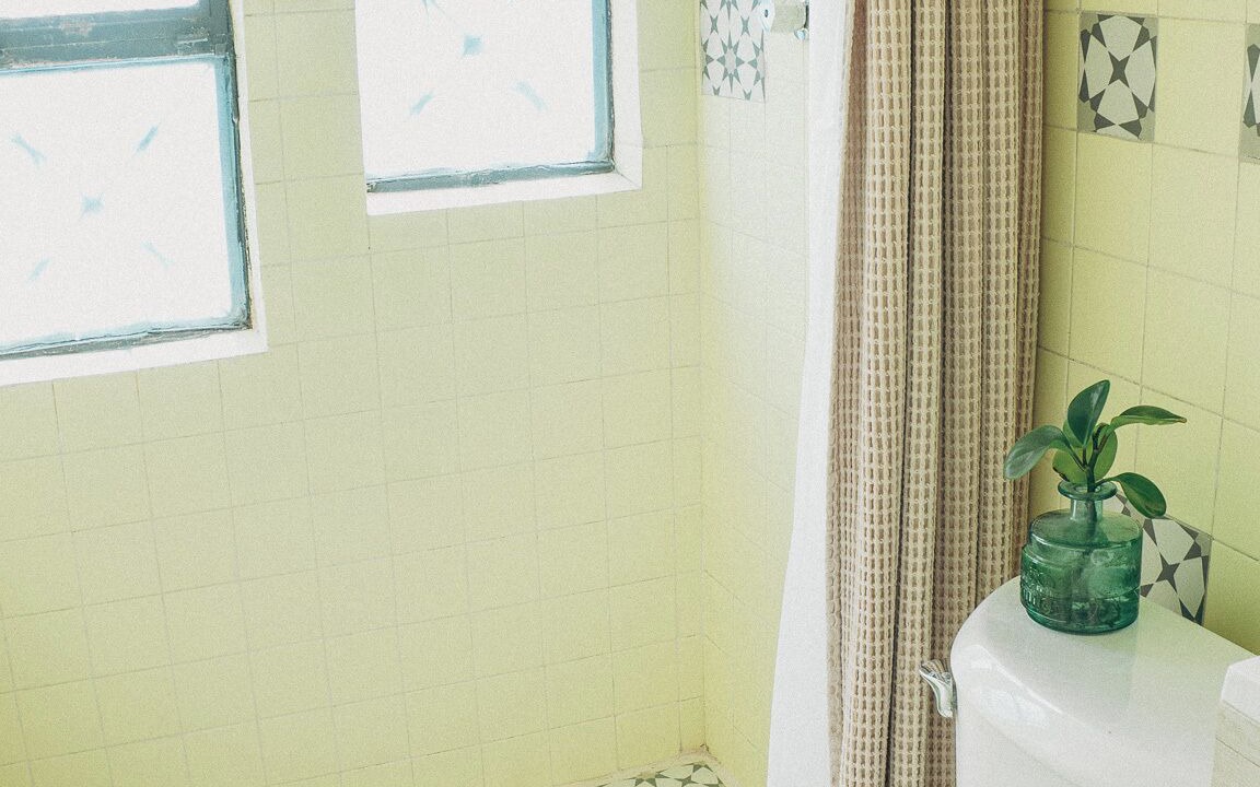 Photo of Bathroom in Luis Jimenez Figueroa