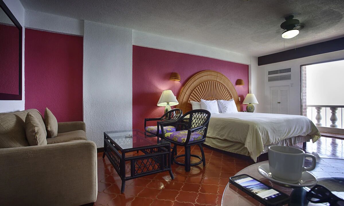 Photo of Bedroom in South Shore Hotel Area