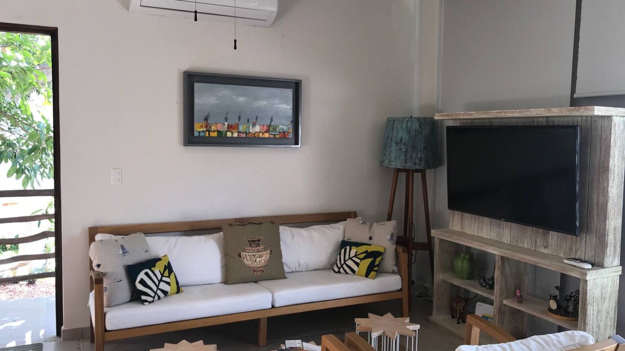 Photo of Livingroom in North End