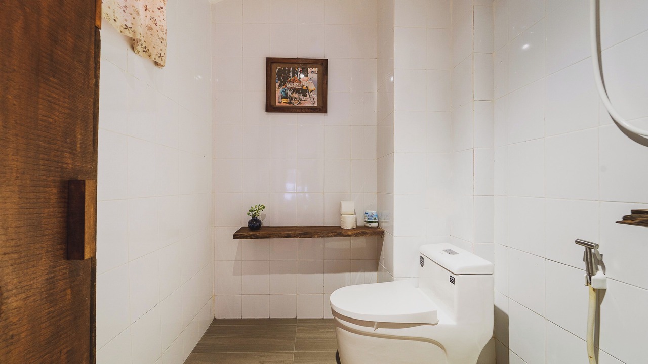 Photo of Bathroom in Downtown Ho Chi Minh City