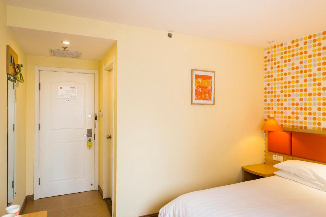 Photo of Bedroom in Zhong Shan