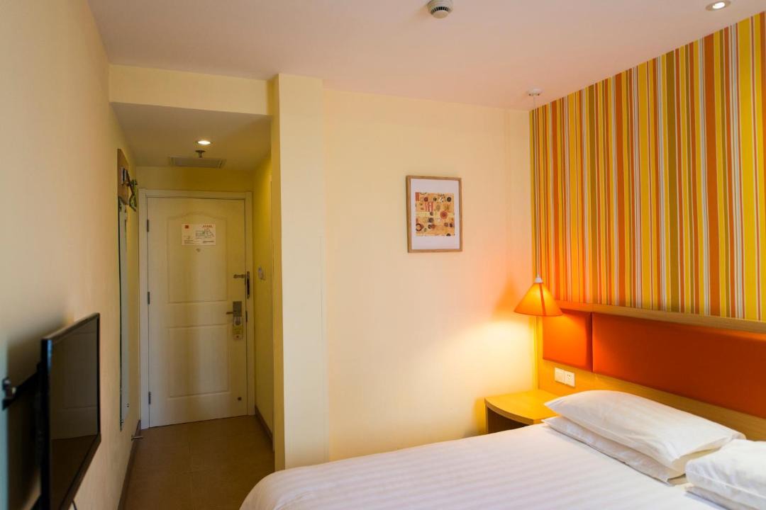 Photo of Bedroom in Zhong Shan