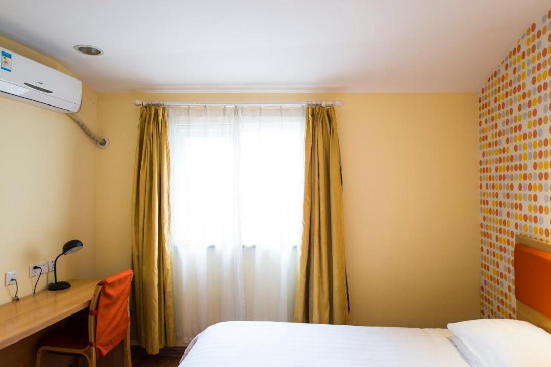 Photo of Bedroom in Zhong Shan