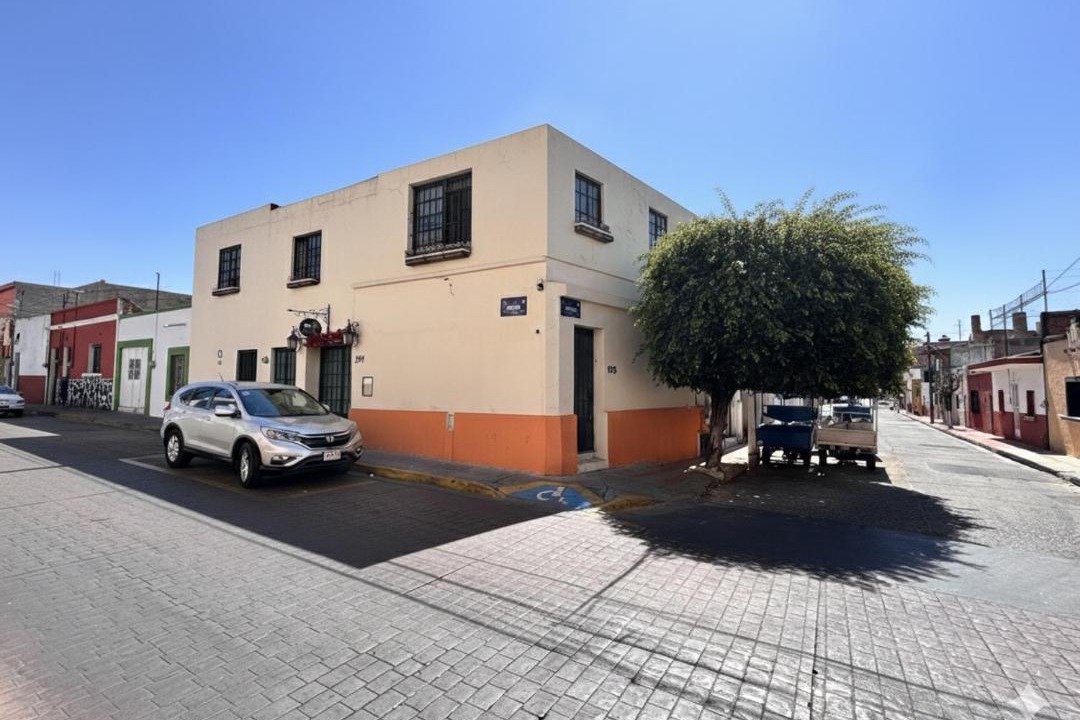 Photo of Buildings in Guadalajara