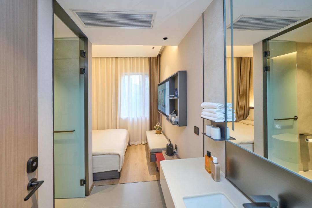 Photo of Bathroom in Jinsong Panjiayuan