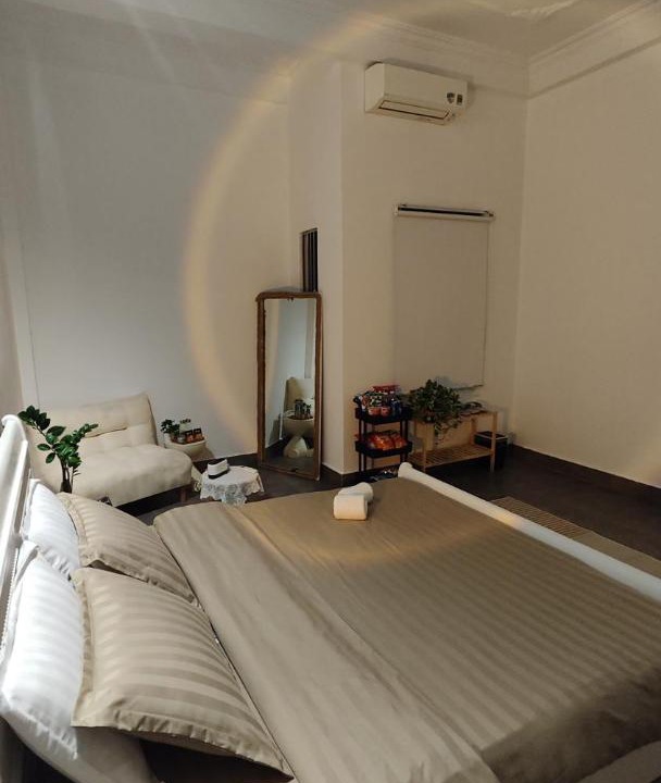 Photo of Bedroom in Le Chan