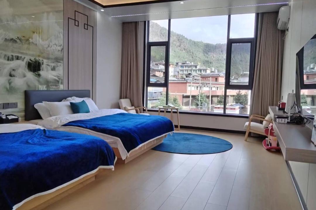 Photo of Bedroom in Deqen County