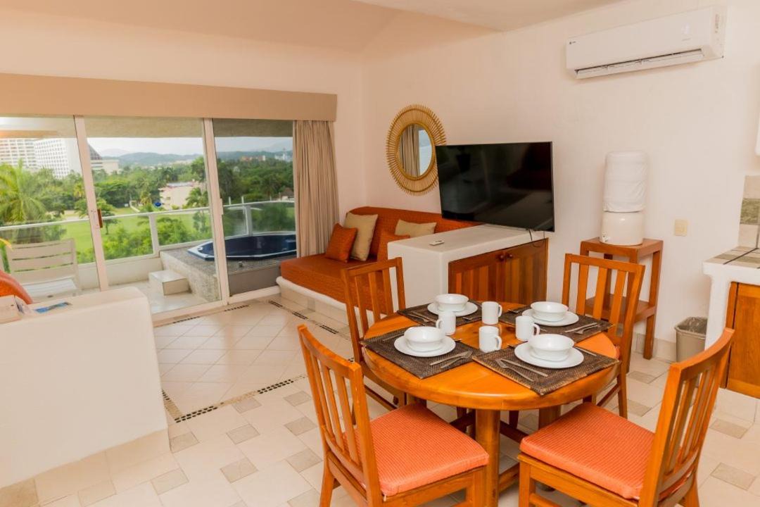 Photo of Others in Ixtapa