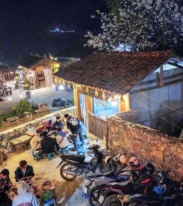 Photo of Others in Dong Van