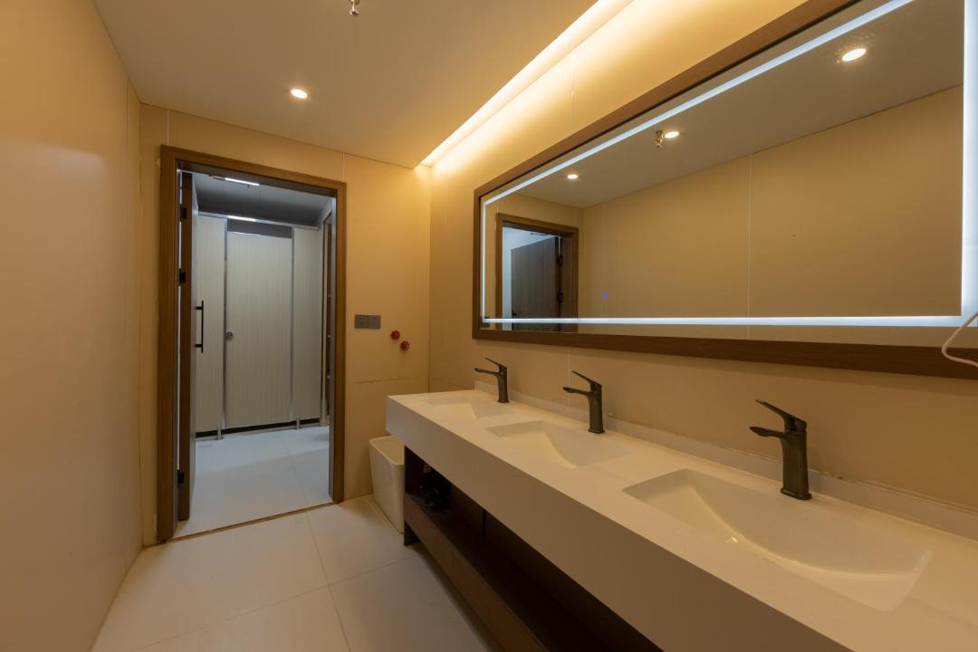 Photo of Bathroom in Shangri-La