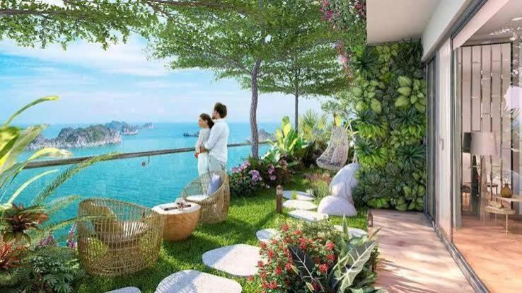Photo of Patio Balcony in Cat Ba