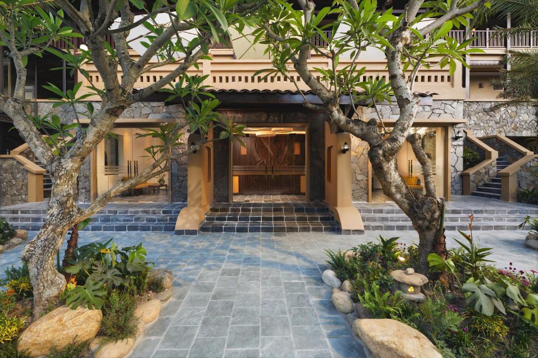 Photo of Others in Hoa Lu