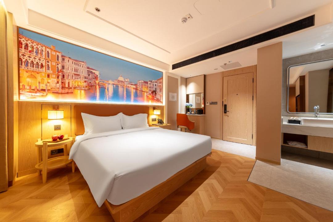 Photo of Bedroom in Hang Bo