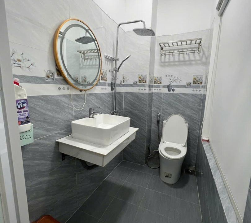 Photo of Bathroom in Cam Le