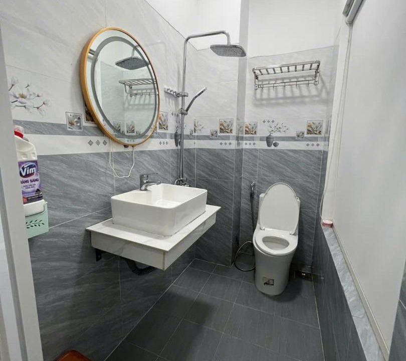 Photo of Bathroom in Cam Le