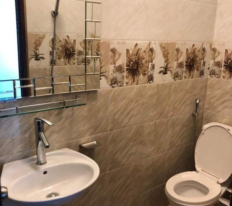 Photo of Bathroom in District 6
