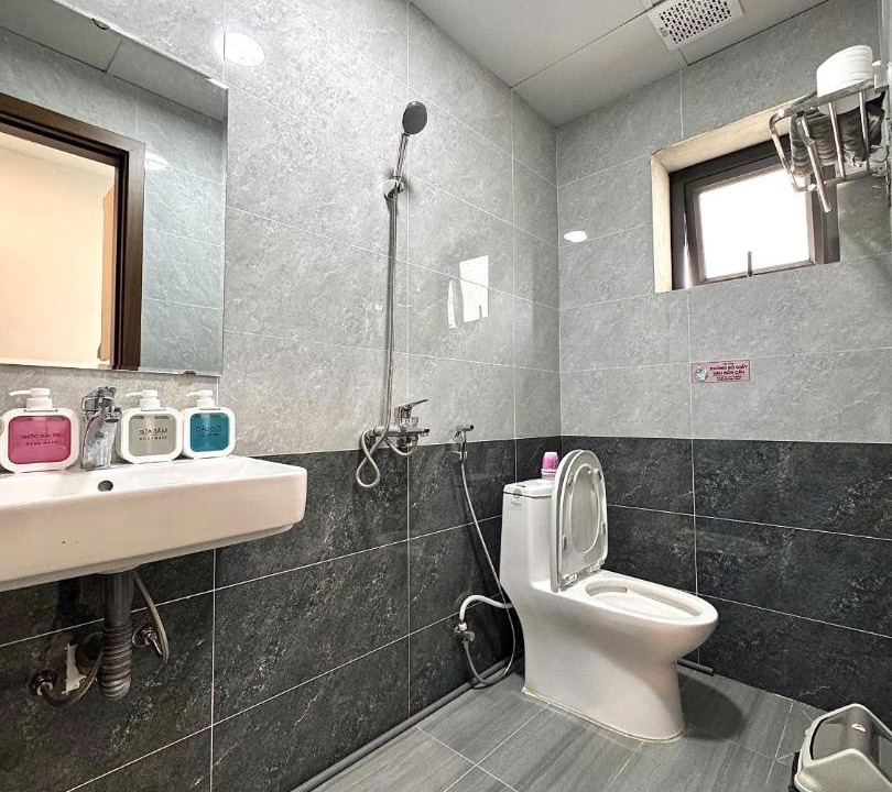 Photo of Bathroom in Ba Dinh