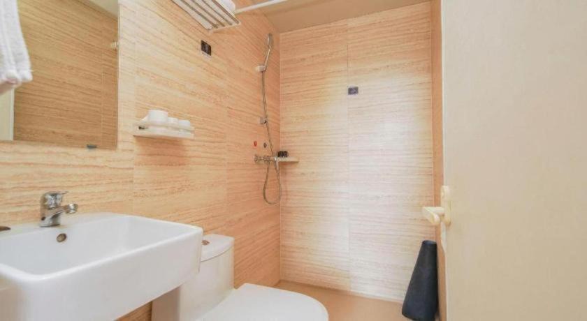 Photo of Bathroom in Qiao Xi