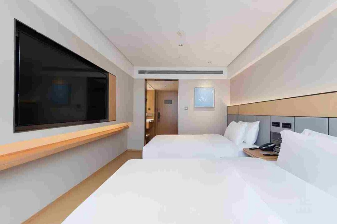 Photo of Others in Panjiayuan