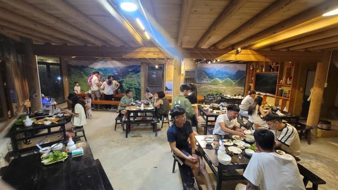 Photo of Others in Dong Van