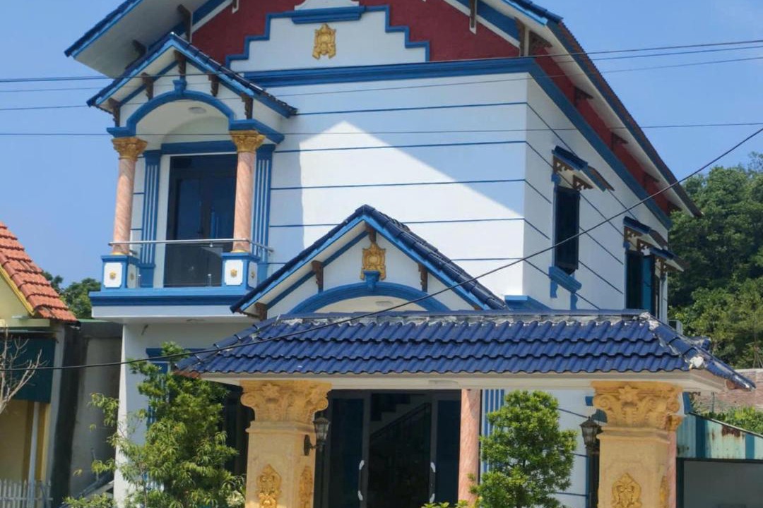 Photo of Buildings in Co To