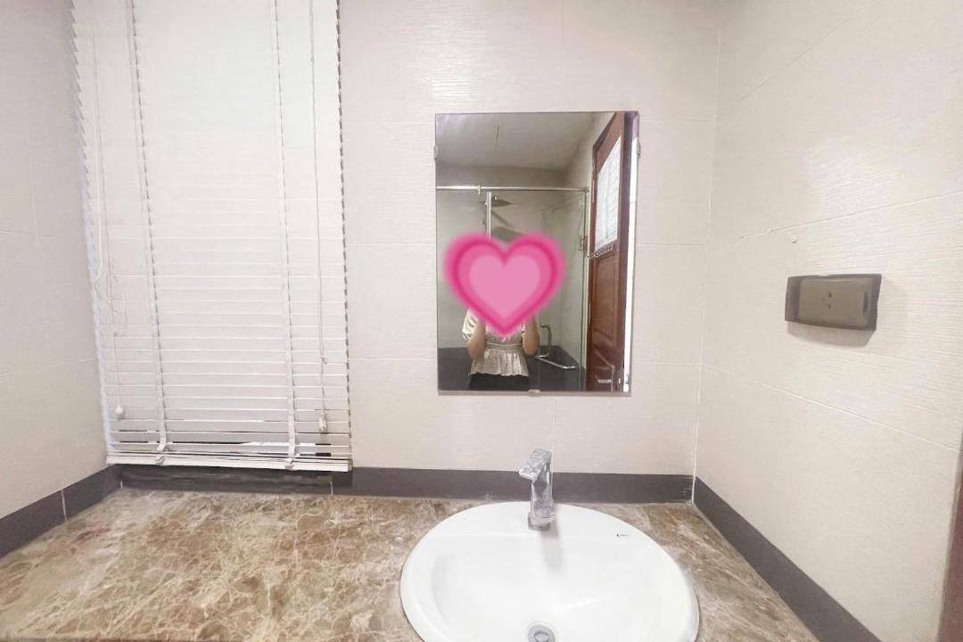 Photo of Bathroom in Ba Dinh
