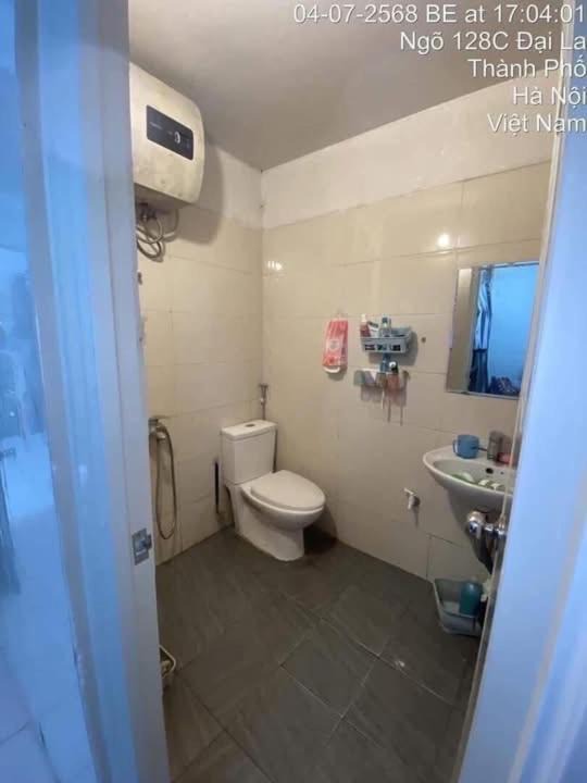 Photo of Bathroom in Tay Ho