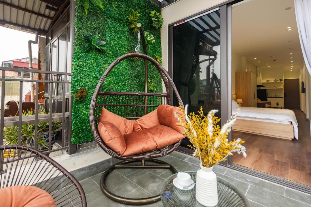 Photo of Patio Balcony in Hang Bo